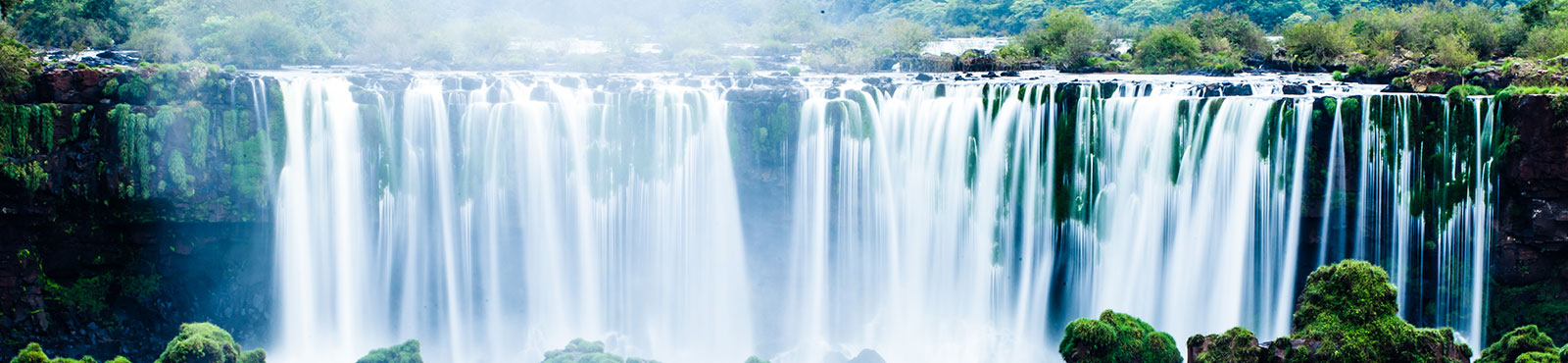Brasilien_Tema_Banner_Iguazufallen_shutterstock_142656634