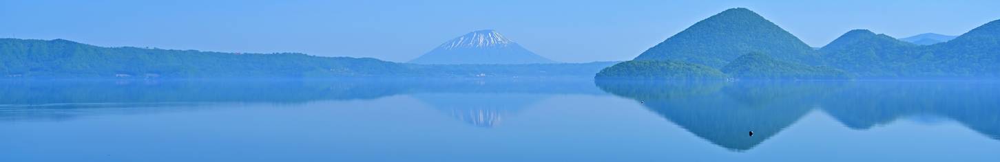 Hokkaido_lake toya_Banner_shutterstock_1457430005