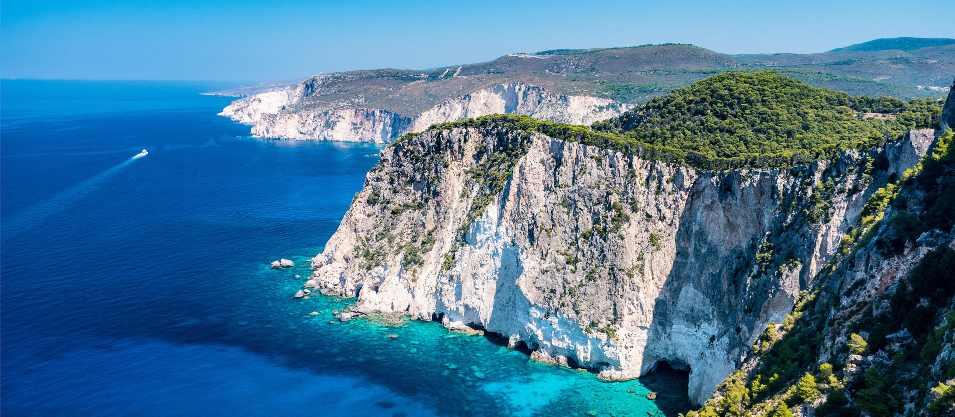 Grekland_Zakynthos_Keri_1900x831_shutterstock_689340967
